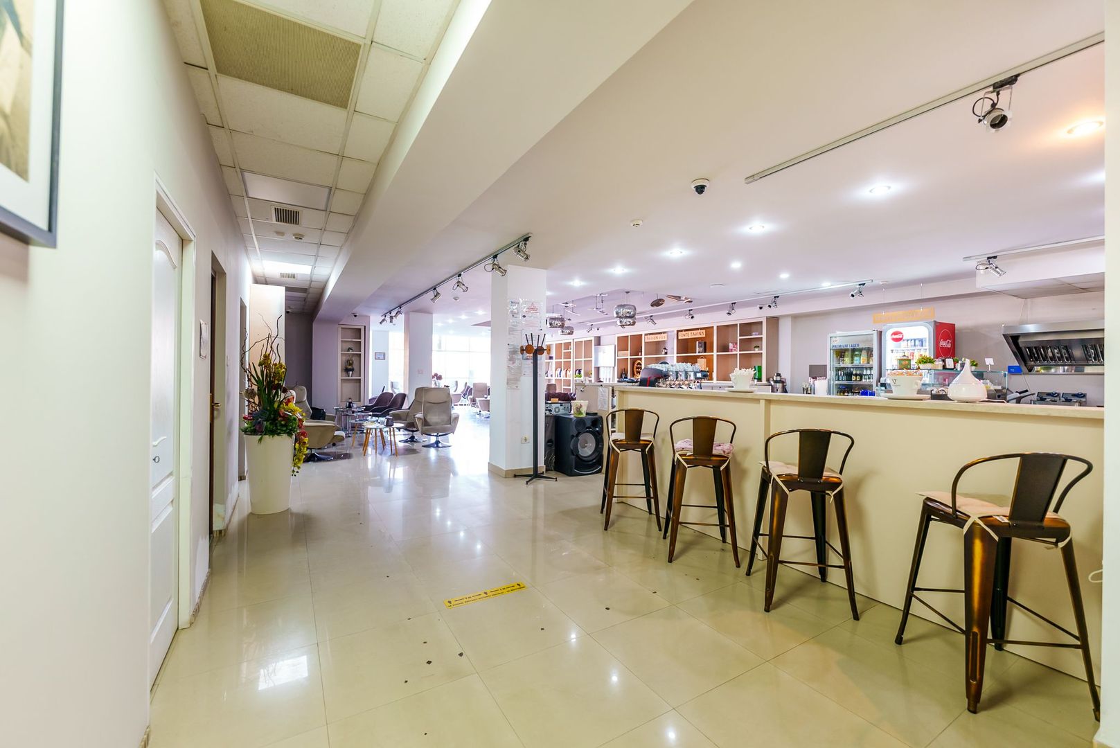 Spațiu comercial cu destinații multiple - Poză 3