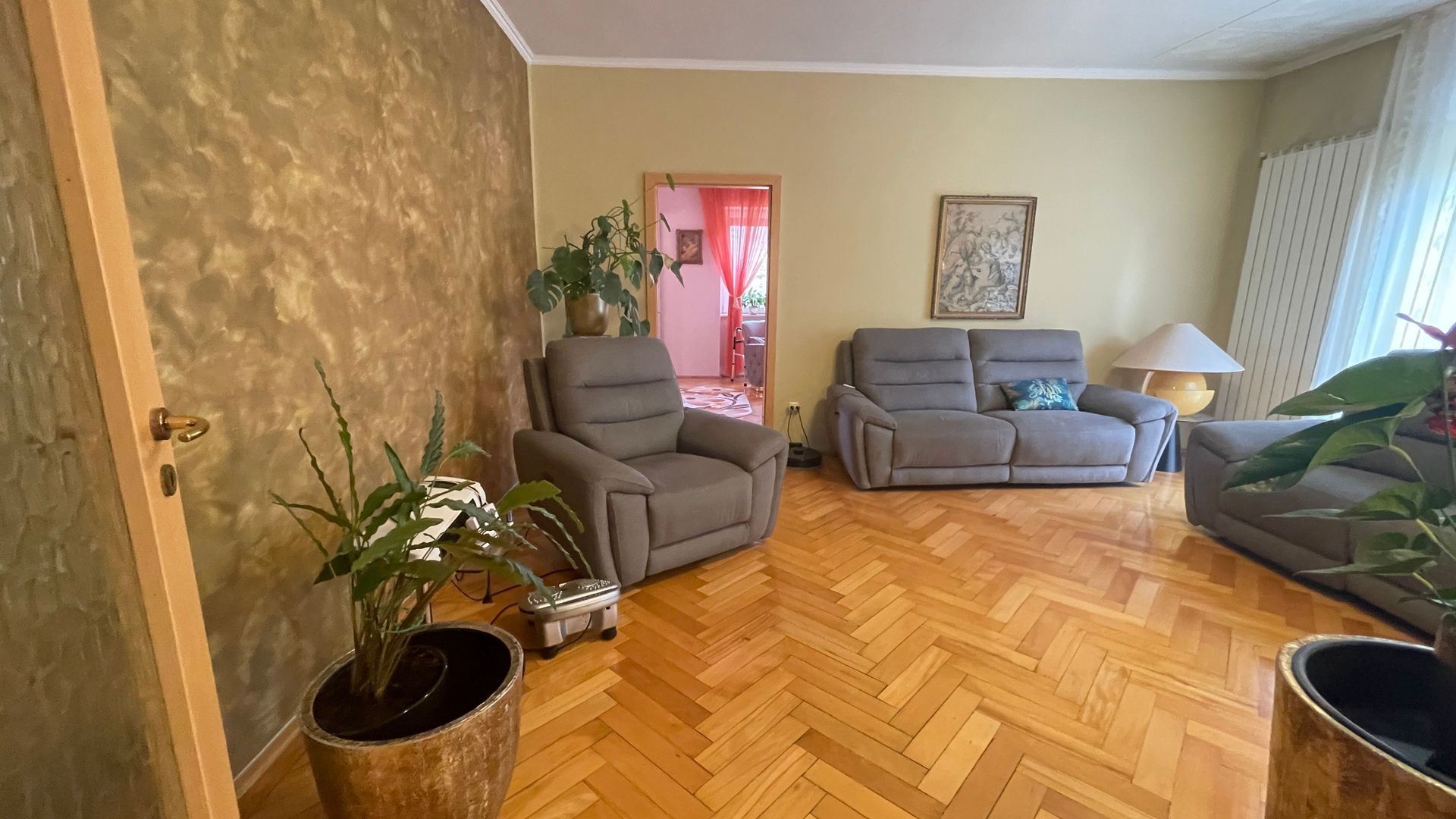 Apartament frumos in  zona Prefectura-Medicina - Poză 4