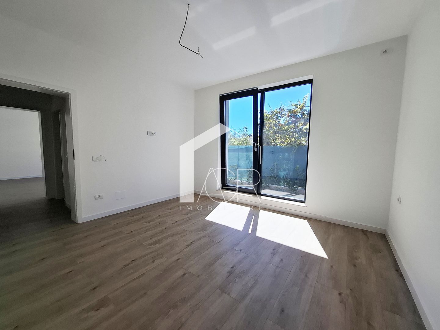 Casa cu 4 camere de vanzare, Bucov, Mica Roma - Poză 16