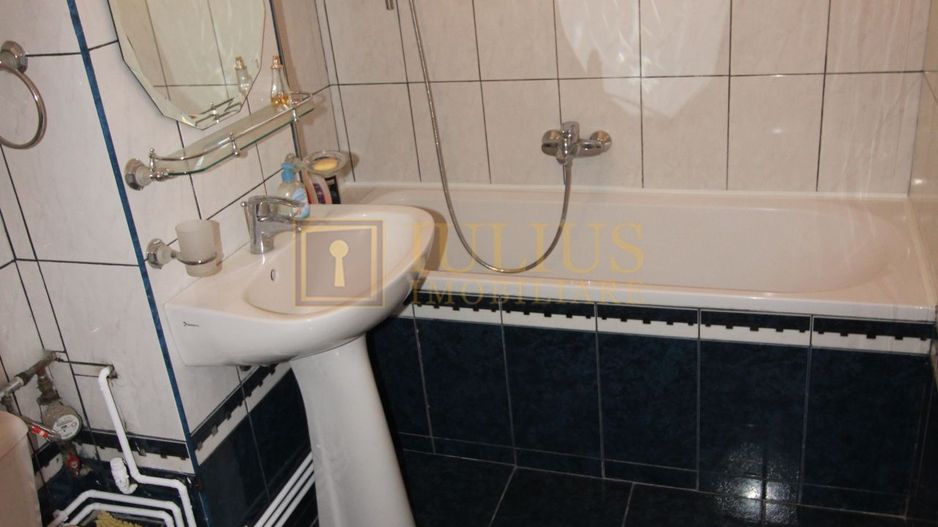 2 camere,  centrala proprie, la 3 minute de Spitalul Judetean - Poză 4