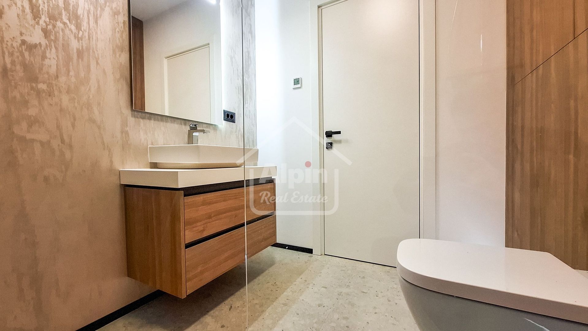 Finisaje Calitative Central - Poză 16