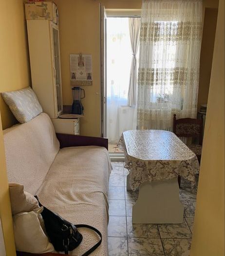 Vand Garsoniera / in zona micro 17 - Poză 5