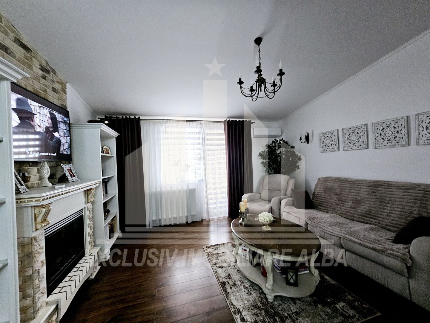 Apartament cu 3 camere de vanzare, Dealul Furcilor - Poză 1