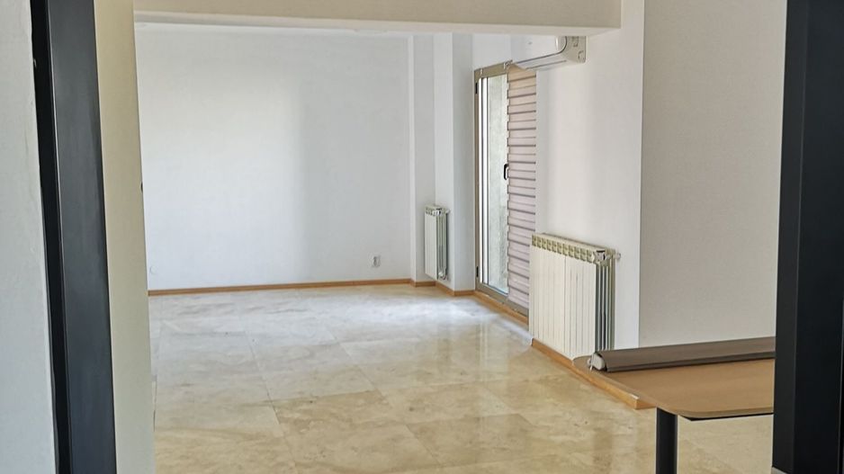 Birou Piata Alba Iulia - Poză 10