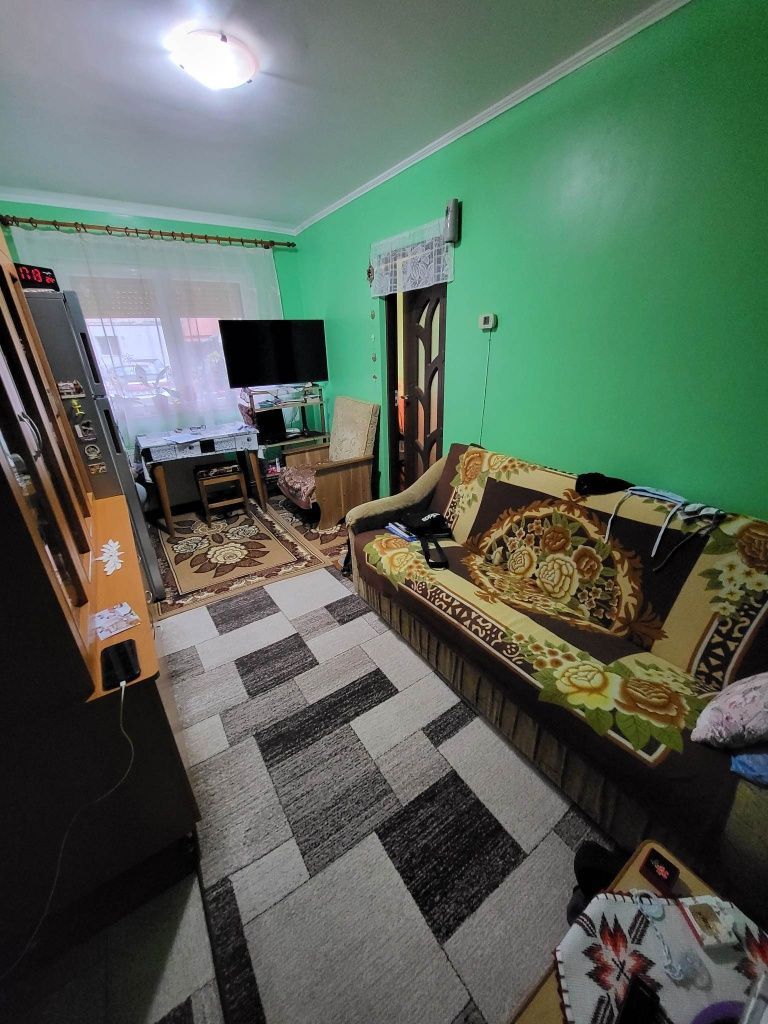 BRASADAS vinde ap 2 cam Soli Humulesti PARTER. - Poză 4