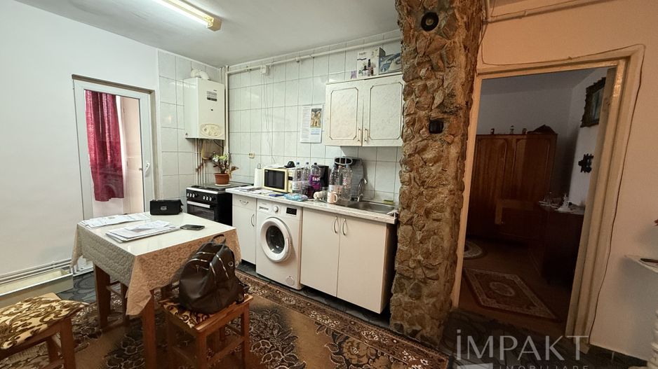 Apartament 2 Camere decomandate, etaj intermediar, zona Primaverii - Poză 5