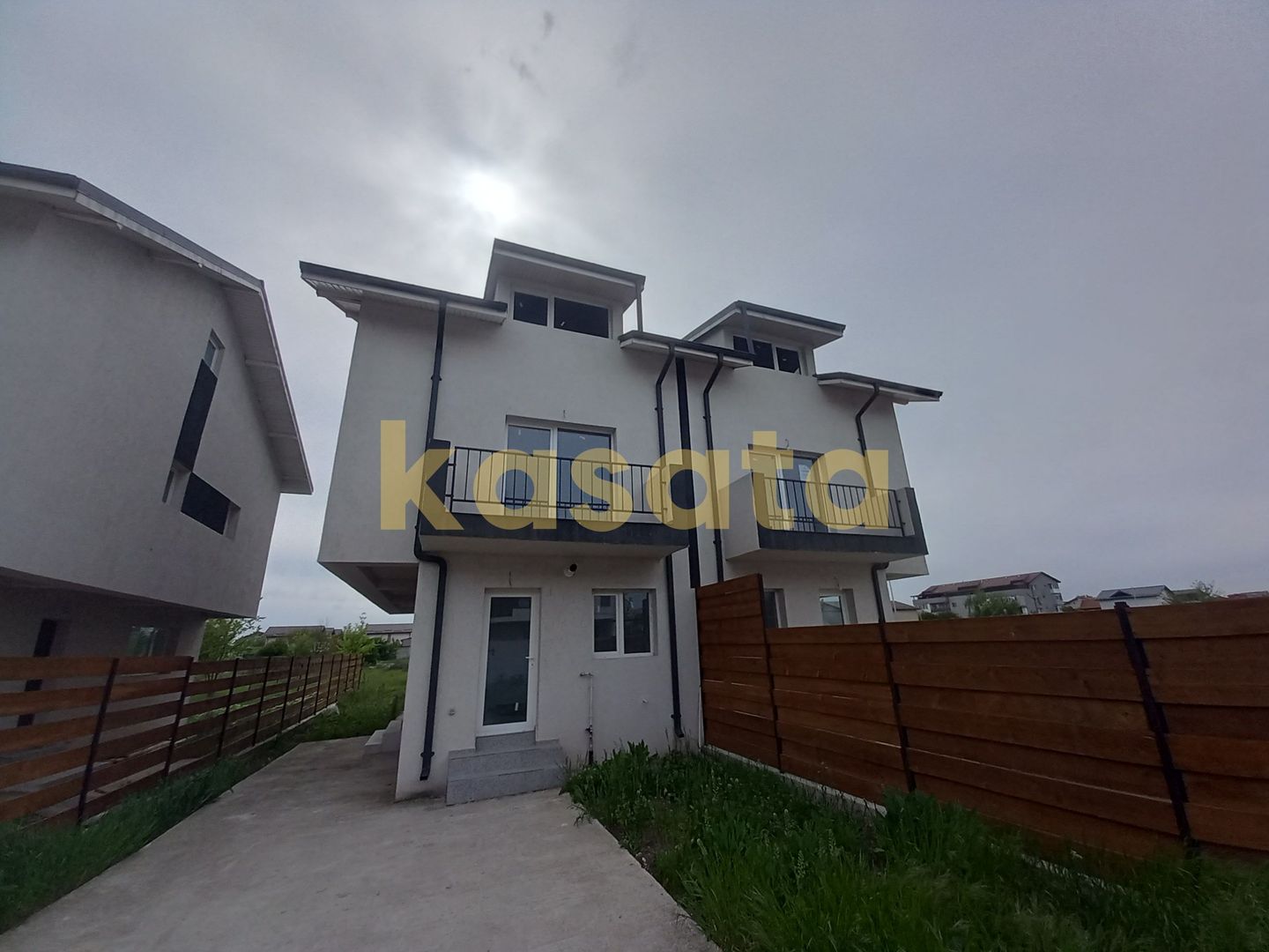 Duplex 140 mp & curte 200 mp | Bragadiru, Crisul Repede - Celofibrei - Poză 3
