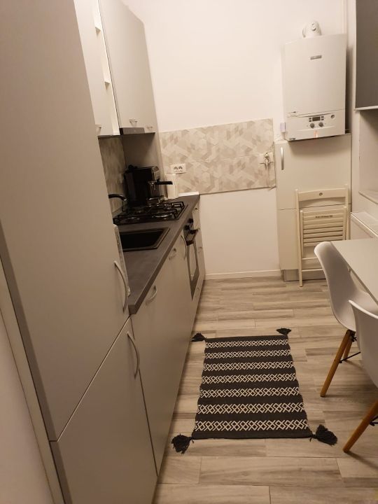 Garsoniera bloc nou Parcul Carol-Unirii boxa, parcare in curte - Poză 5