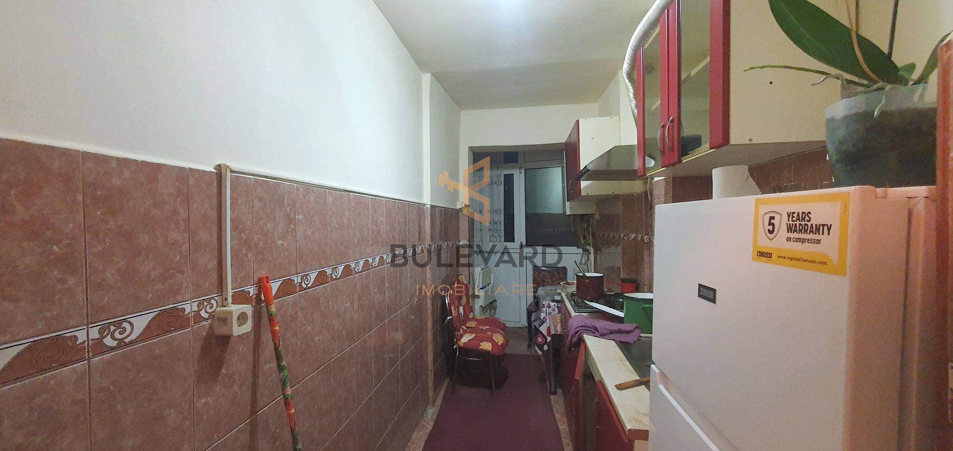 Apartament cu 4 camere, zona Winmarkt! - Poză 4