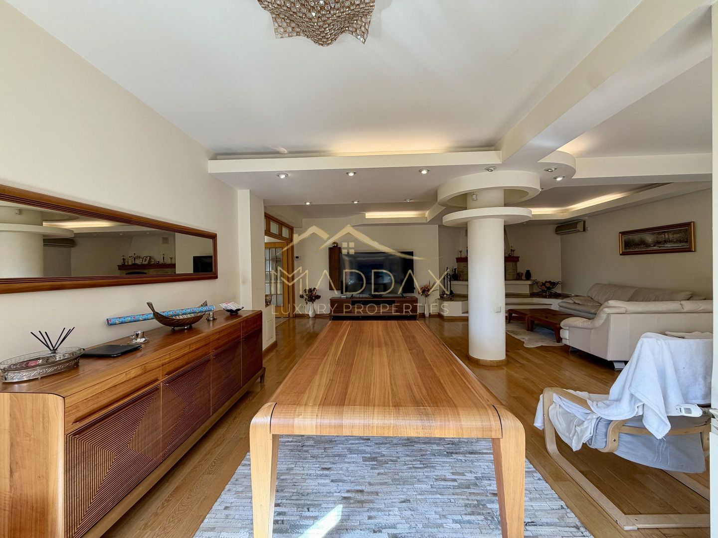 Vila cu 6 camere *485 mpc // *1.670mp teren* // 8 locuri parcare // Sisești - Poză 15