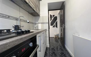 KM 4-5 - Apartament cu 3 camere situat la etajul 3 - Poză 12