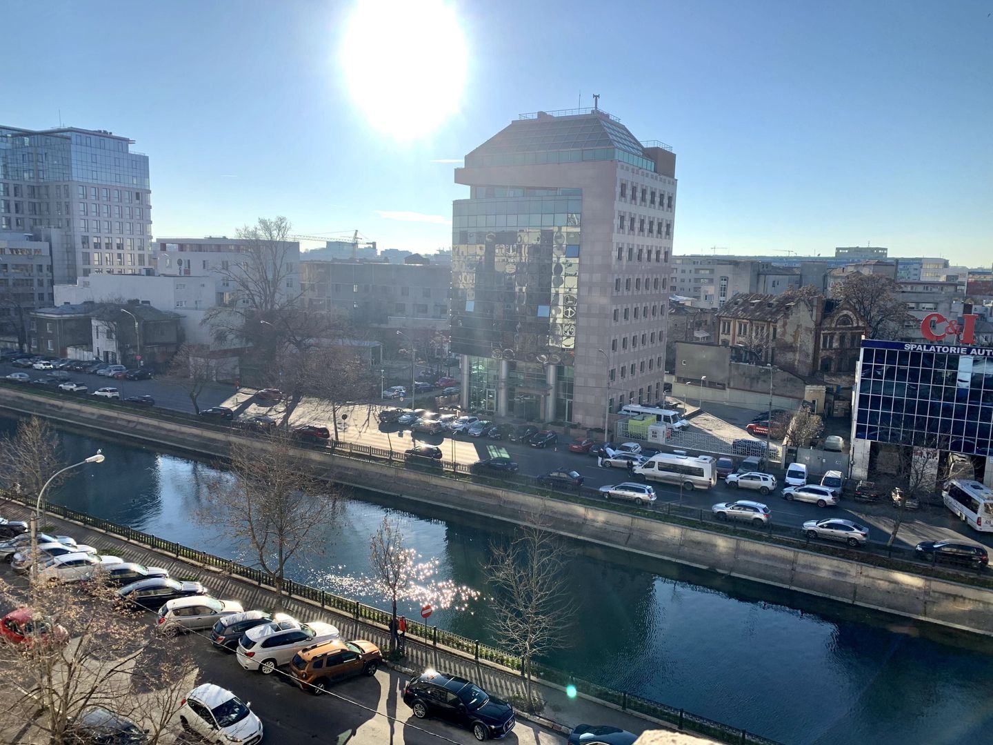 De Inchiriat Garsoniera vedere Dambovita, Splaiul Unirii - Poză 6