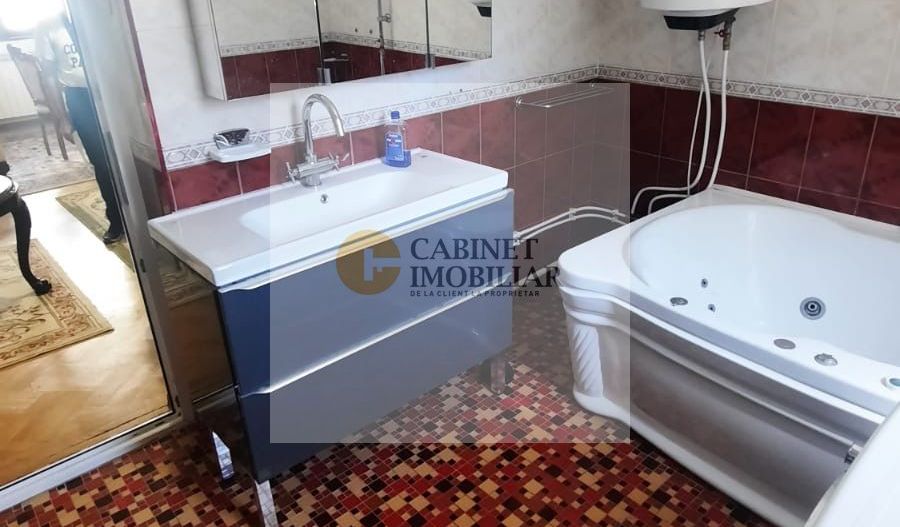 3 camere  | Cismigiu  | Parter Inalt | Centrala proprie | Garaj - Poză 11