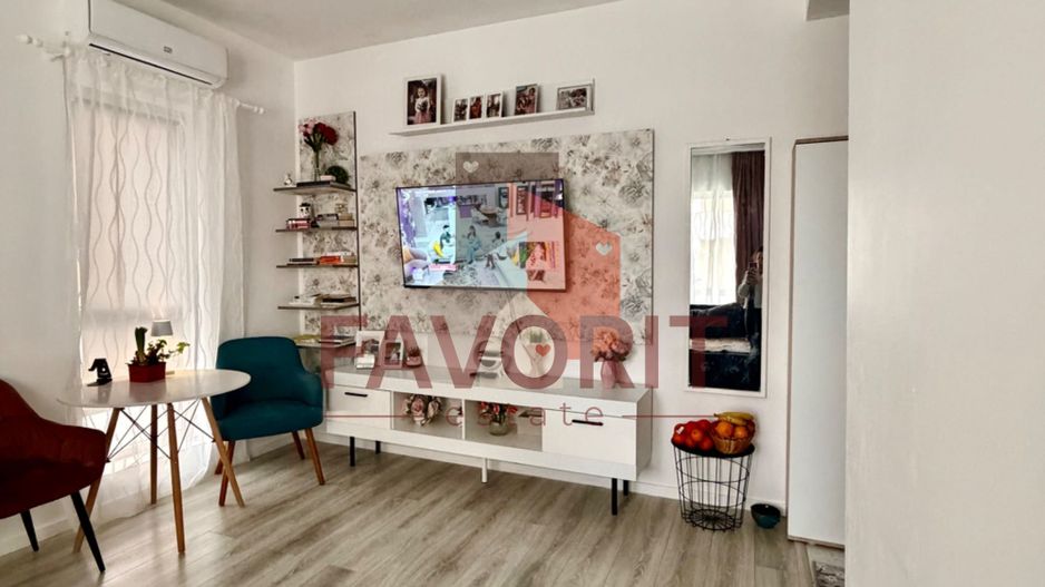 2 camere | centrala proprie | etaj intermediar | zona excelenta | - Poză 1