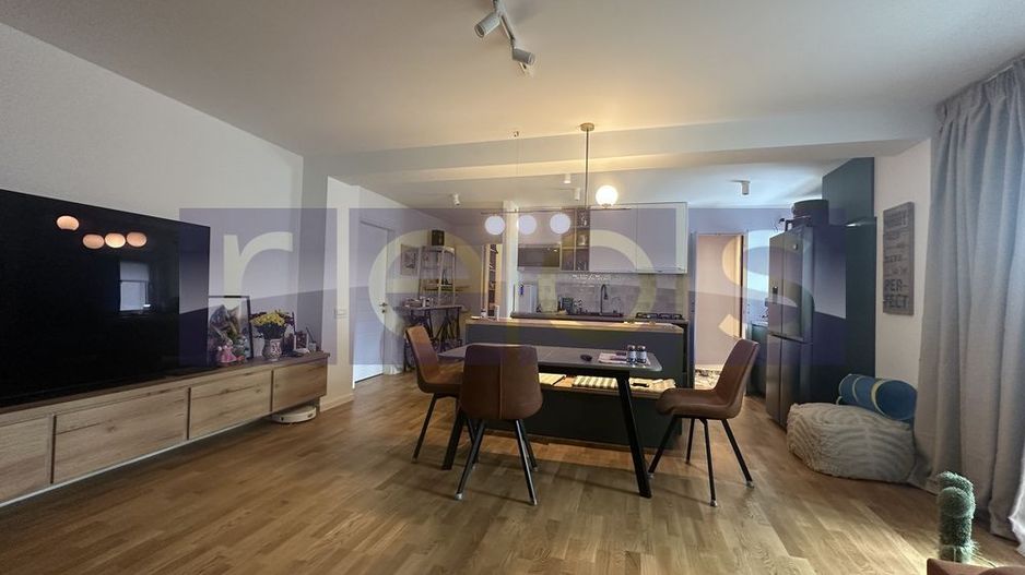 VANZARE 4 CAMERE | SEMIDECOMANDAT | ZONA DECEBAL - Poză 2