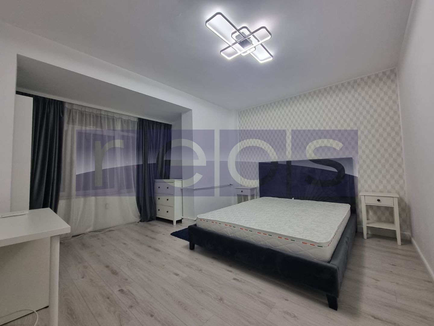 ÎNCHIRIERE 2 CAMERE | UNIRII | LOC DE PARCARE - Poză 1