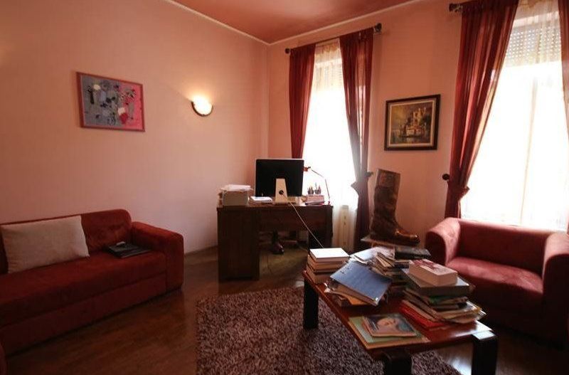 Vila frumoasa de vanzare in zona Balcescu! - Poză 18