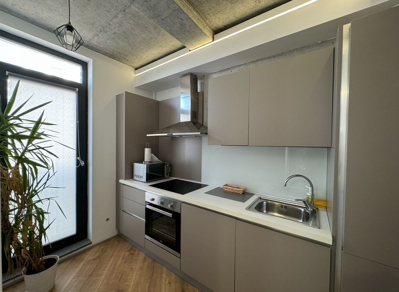 Apartament 2 camere cu chirias Barbu Văcărescu - Poză 8