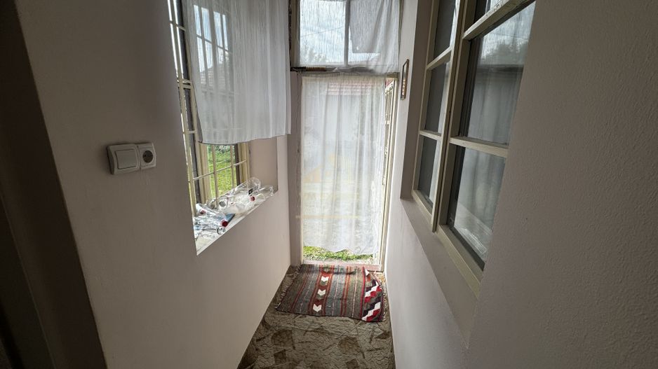 CASA 3 CAMERE, PLUS ANEXE, TEREN 2141 MP, BEREVOIESTI, ARGES - Poză 18