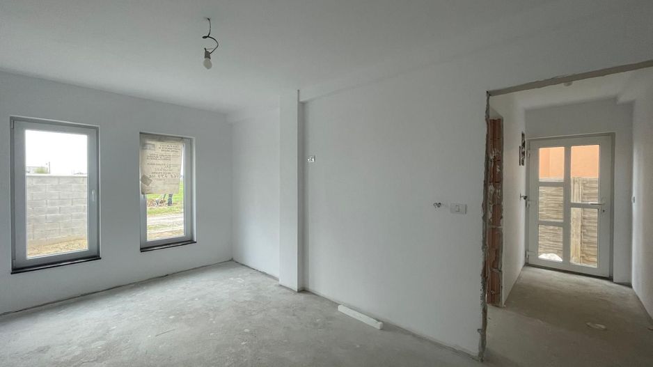 Duplex 5 camere - pozitie excelenta - Mosnita Noua - Poză 8