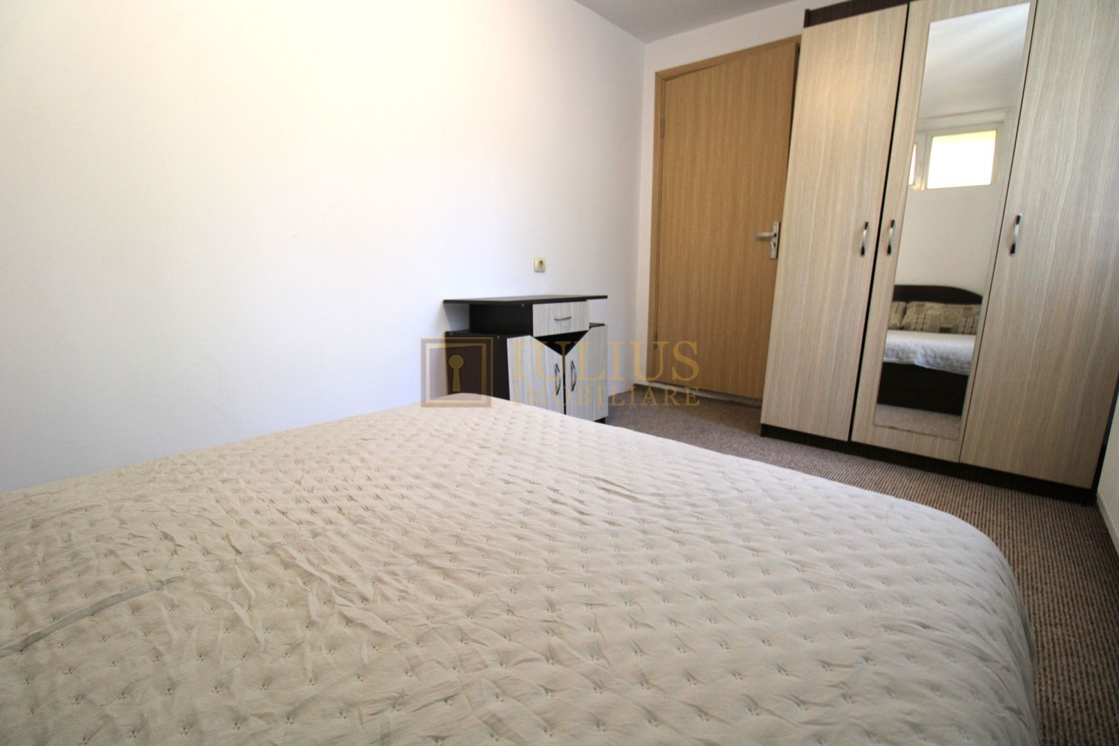2 camere la curte intr-o zona linistita in Cetatii - Poză 9