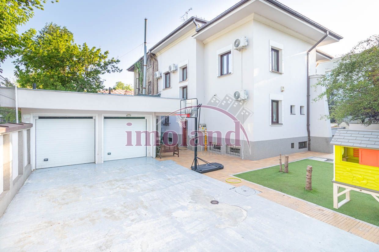 Vila unica cu curte libera 300mp si garaje - Floreasca - Compozitori - Poză 1