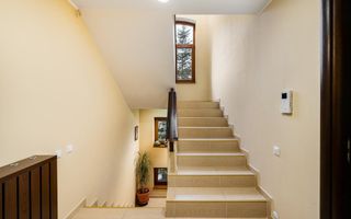 Vila superba de vanzare in apropiere de padure Pantelimon - Poză 18