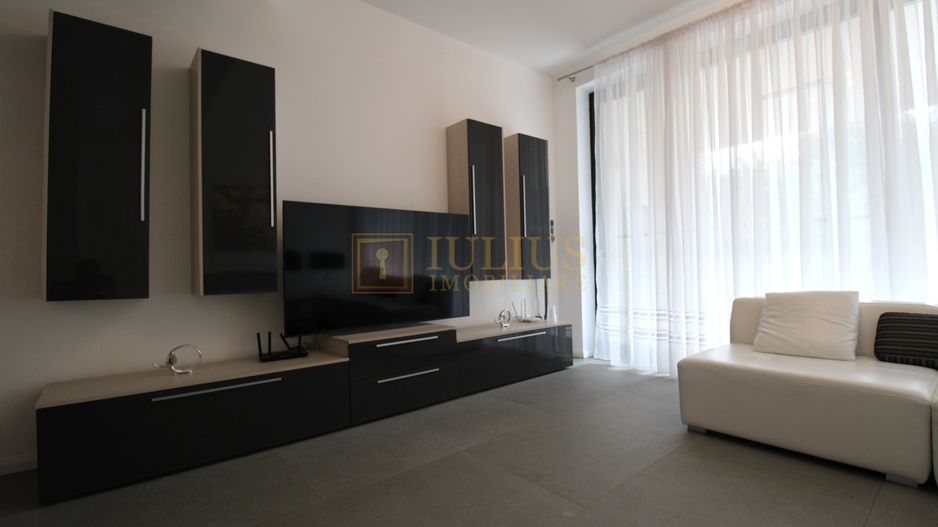 Zona Lipovei, casa 4 camere + 3 bai, curte proprie. - Poză 3