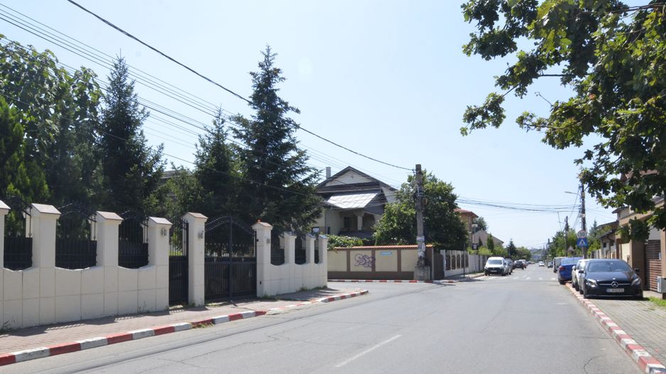 Inchiriem Vila individuala 6 camere cu panouri solare zona Pipera - Poză 35