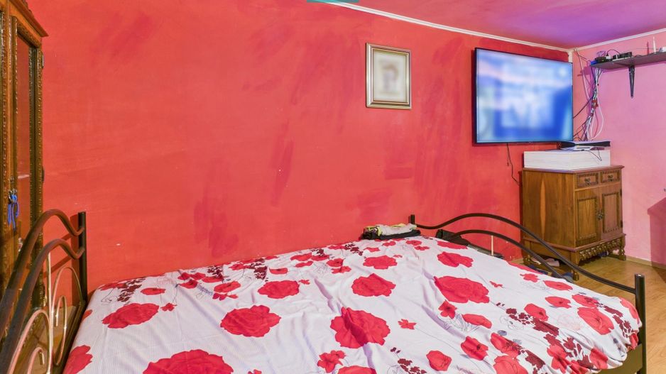 Casă frumoasă la Iratoș la preț bun - Poză 11