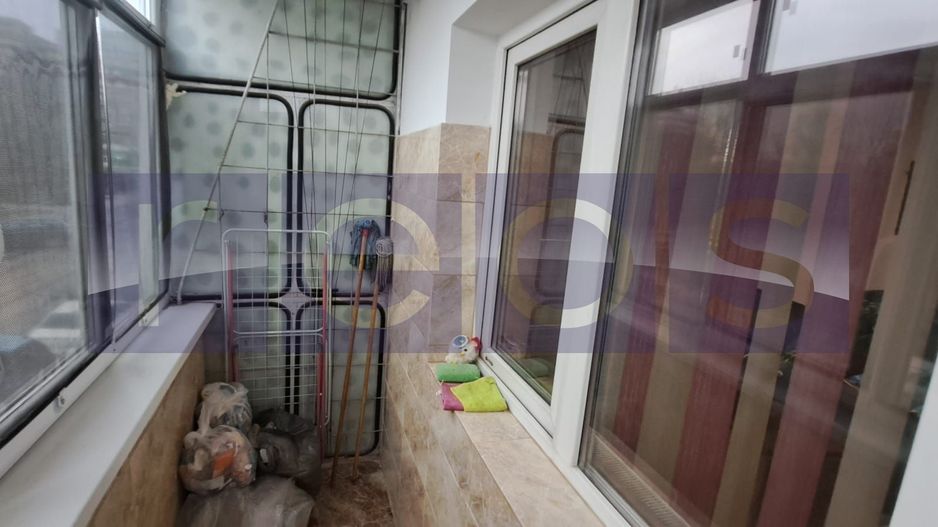 VANZARE 4 CAMERE DECOMANDAT | ULTRACENTRAL | ETAJ 1/4 | ROSIORI DE VEDE - Poză 9