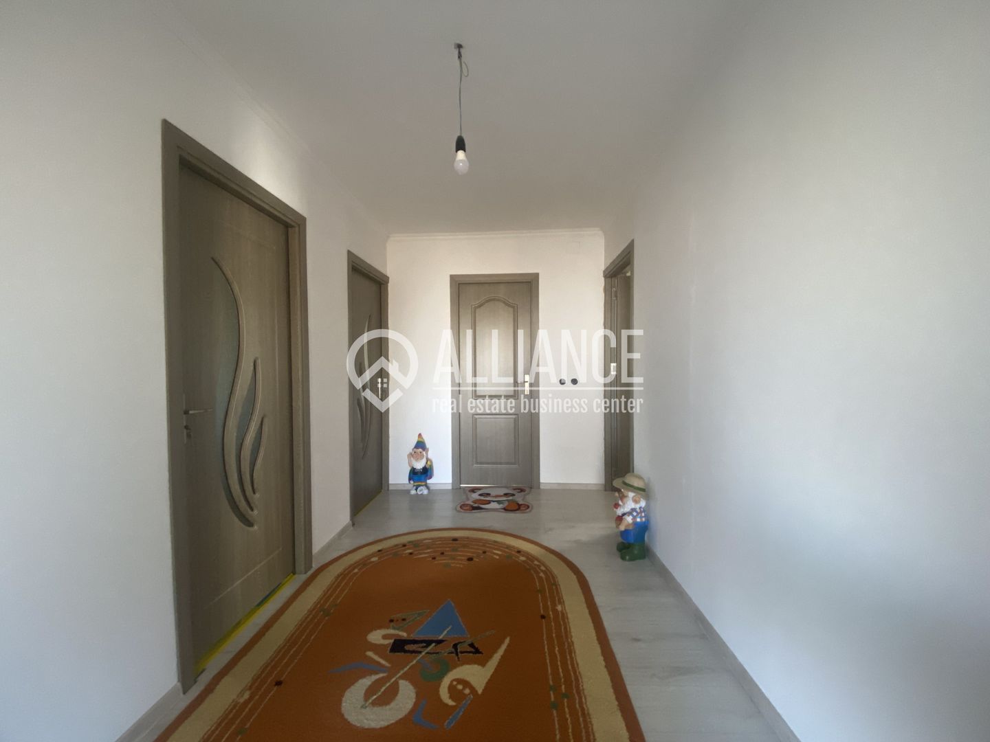 Castelu (COD 07) Casă 4 camere cu teren de 625 mp - Poză 7