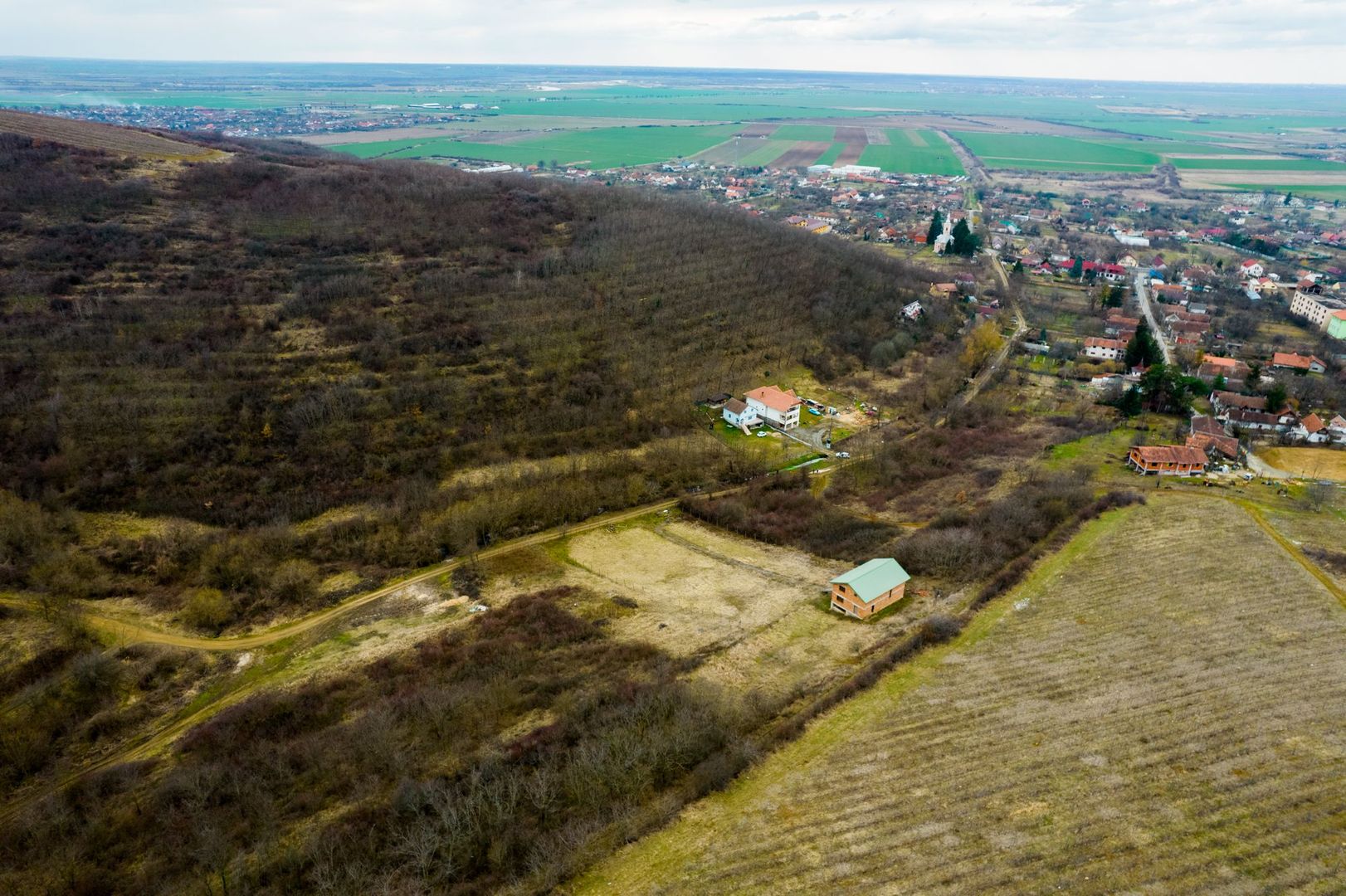 Teren intravilan în Miniș - Poză 10