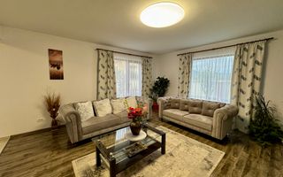 Casă Spațioasă de Vânzare în Ghimbav | Două Apartamente | Teren 579 mp - Poză 14