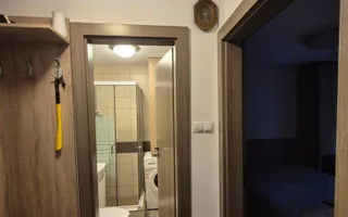 Apartament cu 2 camere la un minut distanta de metrou Râul Doamnei - Poză 12