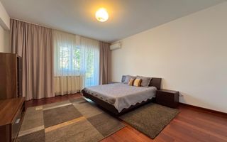 APARTAMENT ULTRACENTRAL CU 4 CAMERE LA INCHIRIERE - Poză 9