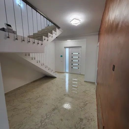 Duplex P+E spațios cu finsaje PREMIUM - Diponibil imediat! - Poză 2