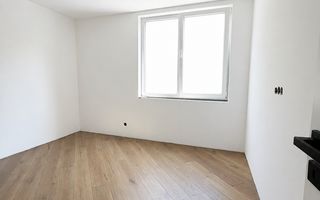 Apartament 3 camere, 2 bai, etaj intermediar, balcon, garaj, boxa - Poză 4