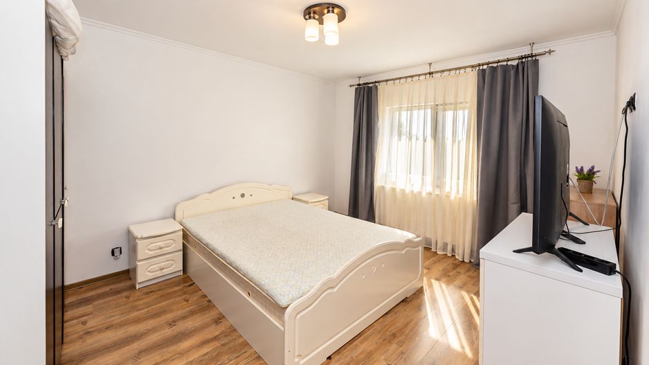 Apartament 2 camere de vanzare, 67mp mobilat, parcare, bloc cu 6 ap. - Poză 9