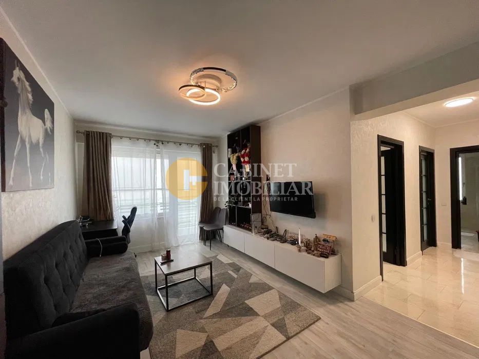 Apartament de vis în Copou – spațios, luminos, perfect poziționat! - Poză 1