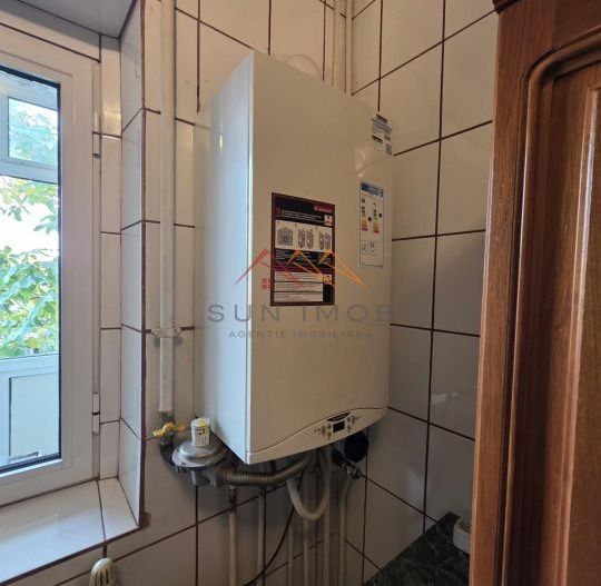 Apartament 2 camere, ultracentral, Campina, Prahova - Poză 8