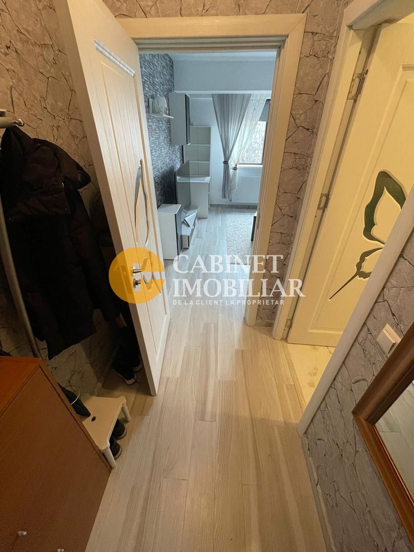 1 CAMERA - DECOMANDAT - 32 MP - ETAJ INTERMEDIAR - Poză 3