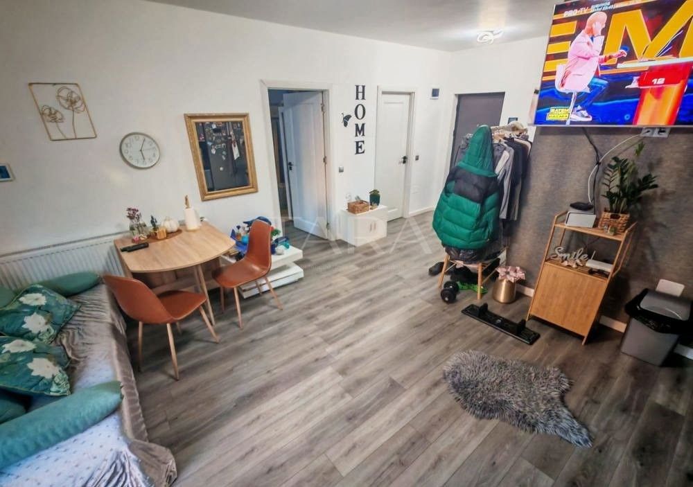 Apartament 2 camere cu terasă generoasă – Chinteni - Poză 2