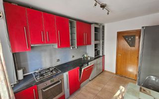 Apartament 4 camere, Stefan cel Mare - 5 min metrou, 2 bai, renovat - Poză 9