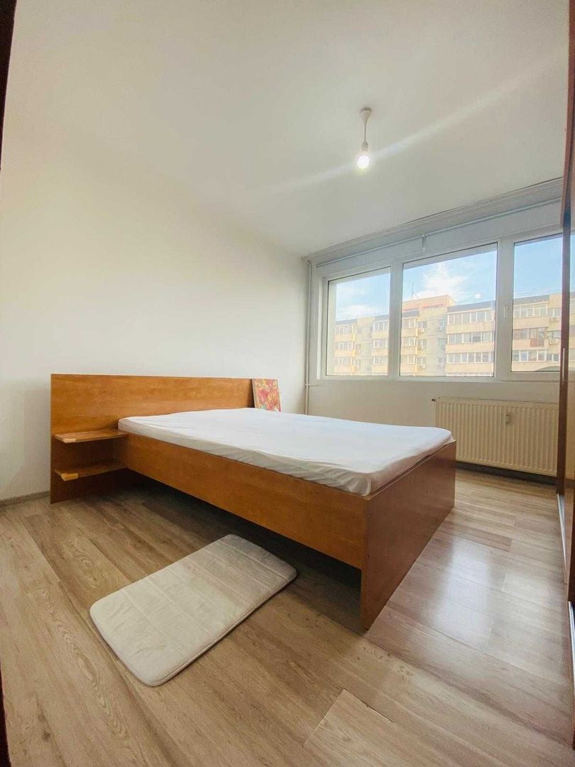 Apartament 2 camere metrou - Poză 2