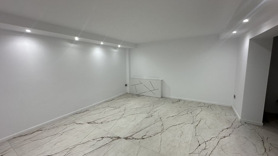 VIla S+P+1+M | Teren de 1000mp | Lift Interior | Finisata Complet - Poză 16