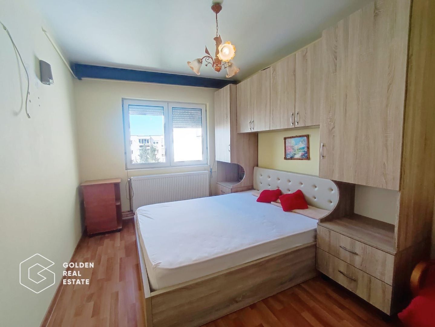 Apartment 2 camere, centrala proprie, zona Vlaicu - Poză 1