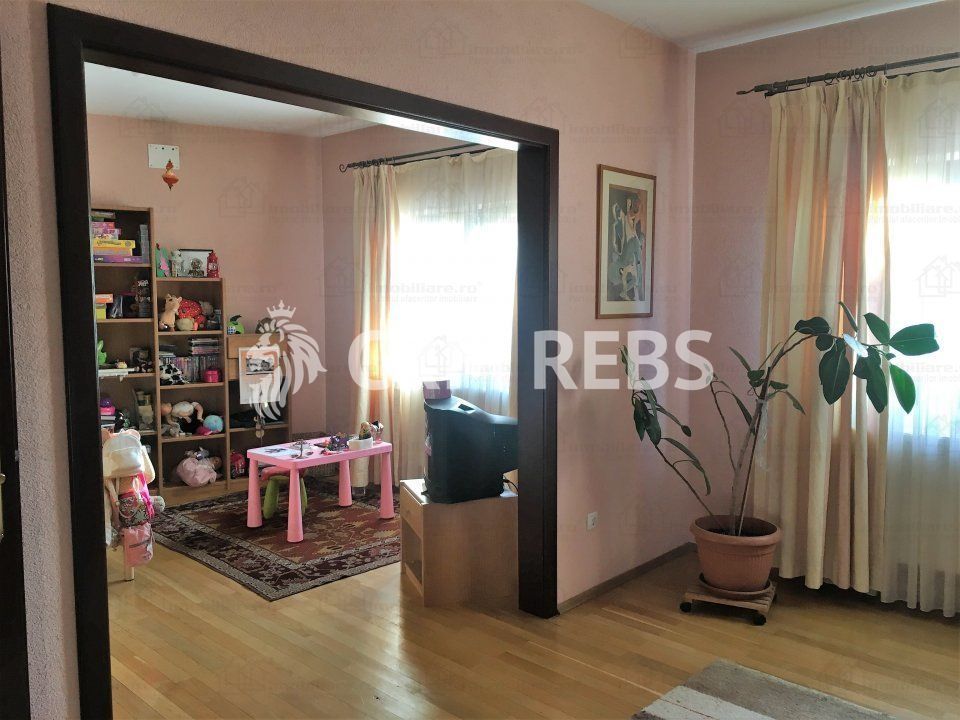 Vila - 6 camere - Victoriei - Poză 6