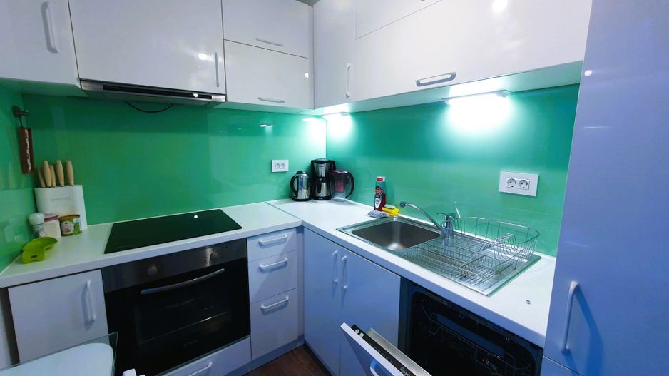 Penthouse cu 2 parcări subterane, vedere panoramică spre Tâmpa – Centrul Civic - Poză 8