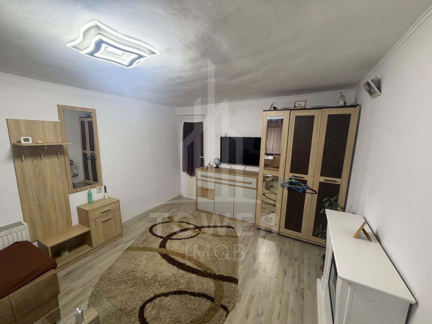 Garsonieră la casă de închiriat – Vasile Aaron / 3 Stejari | Utilități incluse - Poză 1